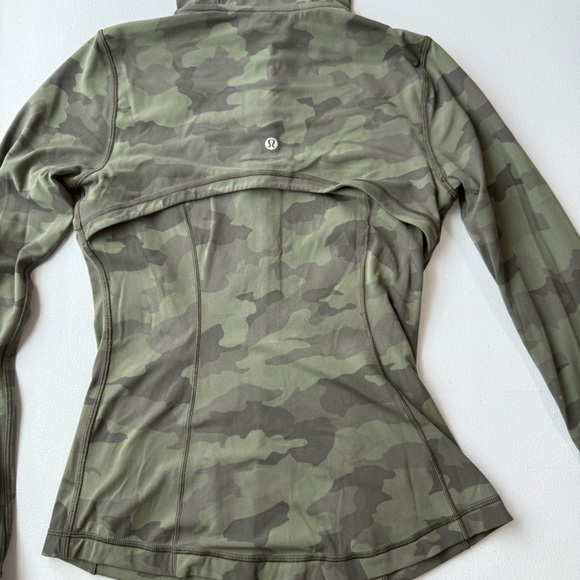 Lululemon Hooded Define Jacket *Nulu
Heritage 365 Camo Green Twill Multi- Size 6 - Picture 3 of 4